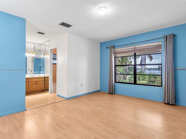 4521 SW 146th Ct, Miami FL 33175