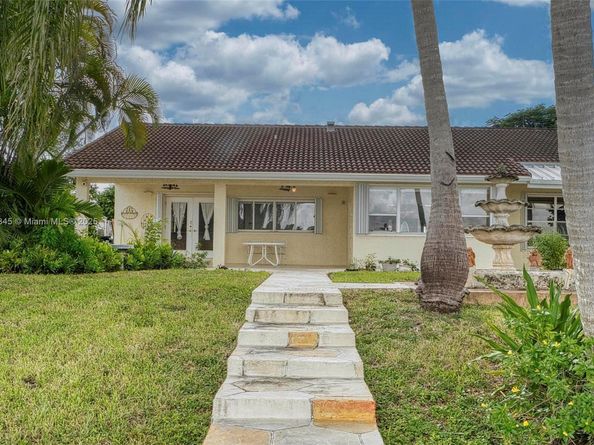 4521 SW 146th Ct, Miami FL 33175