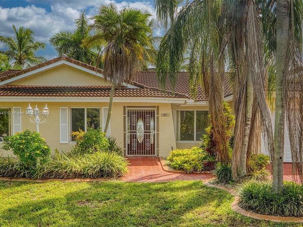 4521 SW 146th Ct, Miami FL 33175