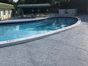3755 NE 167th St 37, North Miami Beach FL 33160