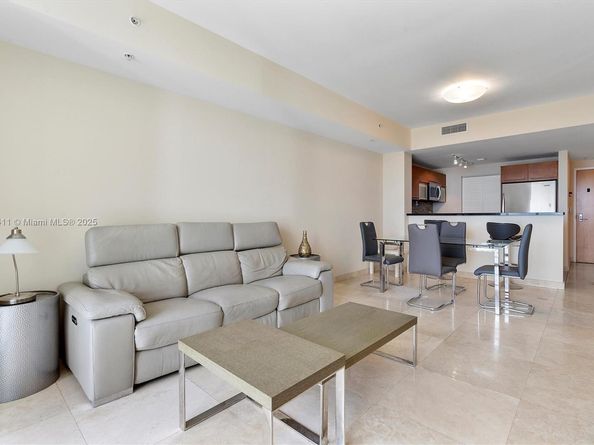 253 NE 2nd St 1803, Miami FL 33132