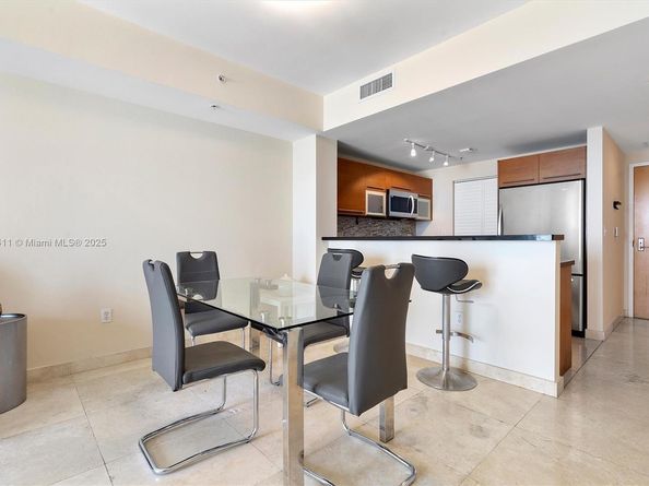 253 NE 2nd St 1803, Miami FL 33132