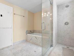 253 NE 2nd St 1803, Miami FL 33132