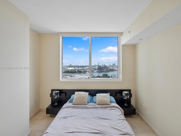 253 NE 2nd St 1803, Miami FL 33132