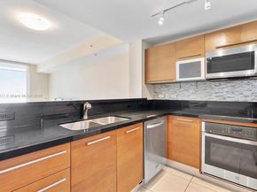 253 NE 2nd St 1803, Miami FL 33132
