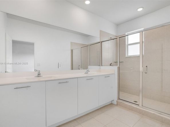12609 NW 23rd Pl, Miami FL 33167