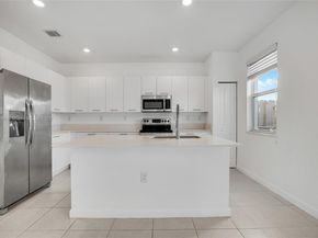 12609 NW 23rd Pl, Miami FL 33167