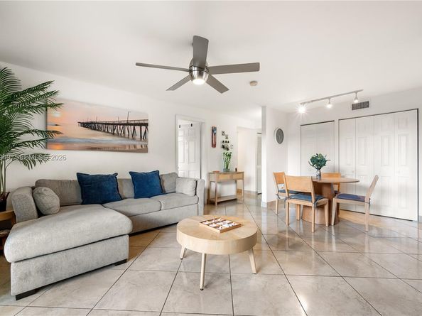 1720 NW N River Dr 107, Miami FL 33125