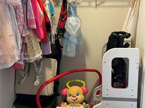 12092 NW 24th Pl, Miami FL 33167