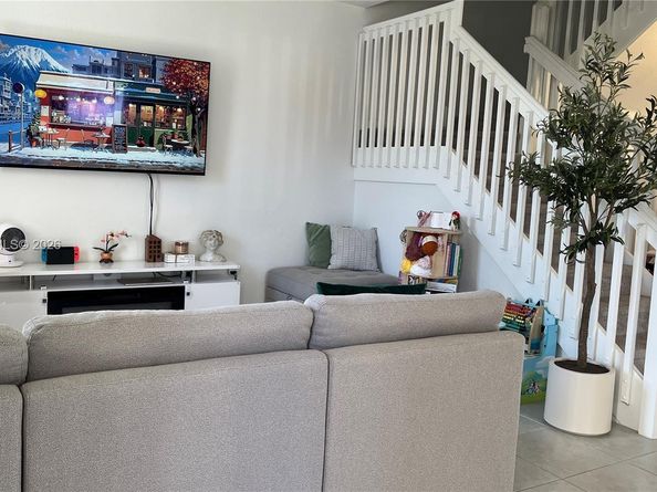 12092 NW 24th Pl, Miami FL 33167