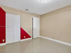 9407 SW 138th Pl 9407, Miami FL 33186