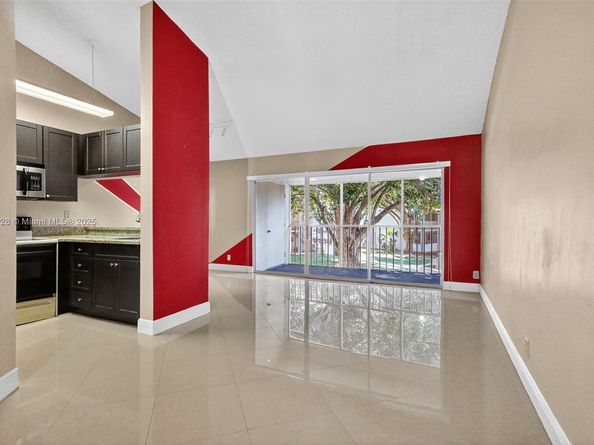 9407 SW 138th Pl 9407, Miami FL 33186