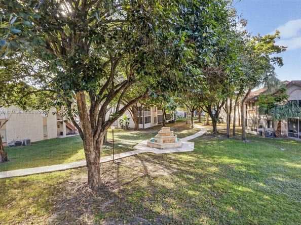 9407 SW 138th Pl 9407, Miami FL 33186