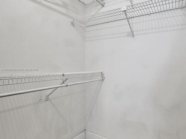 9407 SW 138th Pl 9407, Miami FL 33186