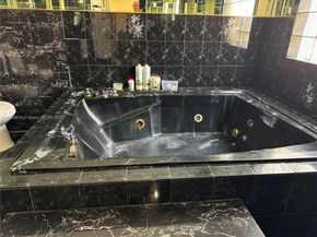 3041 NW 95th Ter, Miami FL 33147