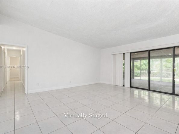 550 NE 173rd St, North Miami Beach FL 33162