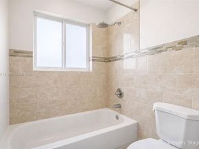 550 NE 173rd St, North Miami Beach FL 33162