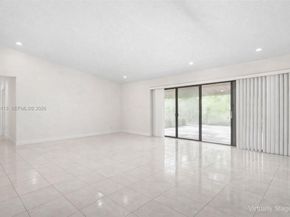 550 NE 173rd St, North Miami Beach FL 33162