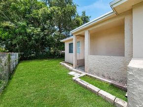 312 SW 2nd Ter, Hallandale Beach FL 33009