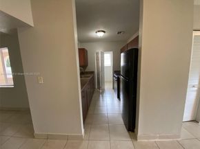 312 SW 2nd Ter, Hallandale Beach FL 33009