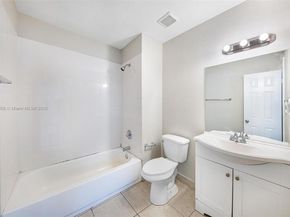 312 SW 2nd Ter, Hallandale Beach FL 33009