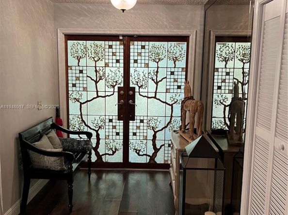 10140 NW 21st Ct, Pembroke Pines FL 33026