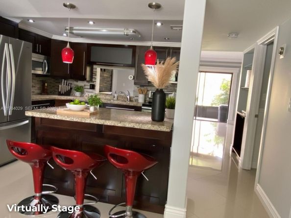 3282 N Pine Island Rd 301, Sunrise FL 33351