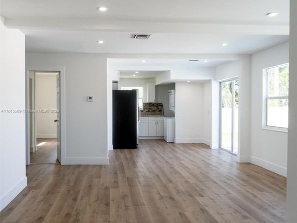 3613 SW 12th Pl, Fort Lauderdale FL 33312