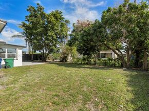 7970 NW 176th St, Hialeah FL 33015