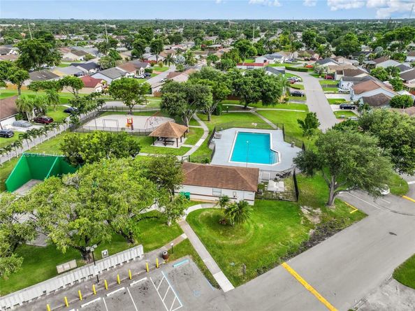 13411 SW 116th Pl, Miami FL 33176
