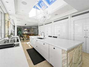 7000 Island Blvd PH02, Aventura FL 33160