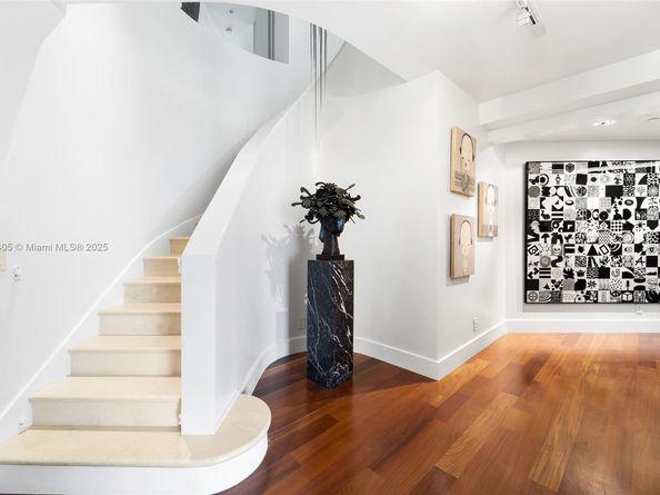 7000 Island Blvd PH02, Aventura FL 33160