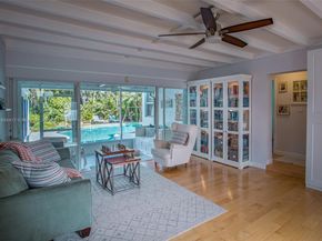 955 Van Buren St, Hollywood FL 33019