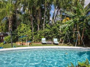 955 Van Buren St, Hollywood FL 33019