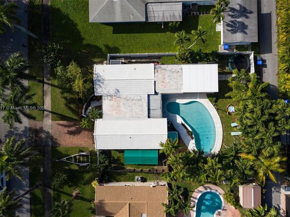 955 Van Buren St, Hollywood FL 33019