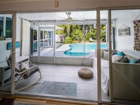 955 Van Buren St, Hollywood FL 33019