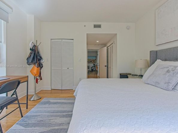 7285 SW 90th St D613, Miami FL 33156