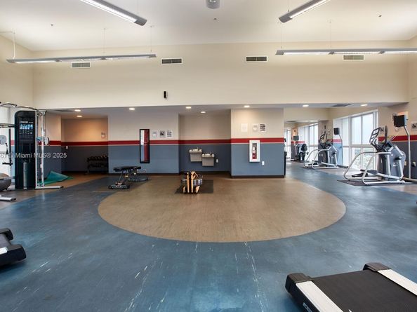 7285 SW 90th St D613, Miami FL 33156