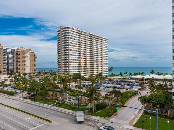 1985 S Ocean Dr 6P, Hallandale Beach FL 33009