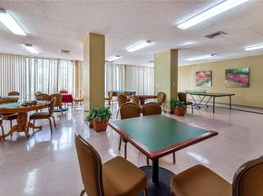 1985 S Ocean Dr 6P, Hallandale Beach FL 33009