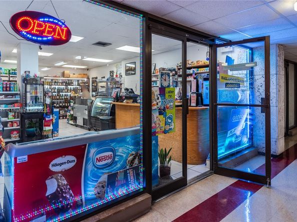 1985 S Ocean Dr 6P, Hallandale Beach FL 33009