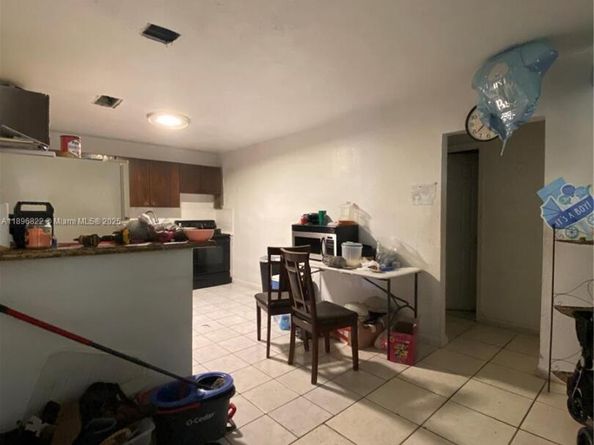 3956 NW 182nd Ln, Miami Gardens FL 33055