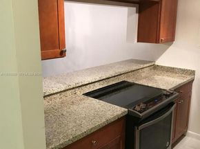 160 SW 30th Ave 104A, Miami FL 33135