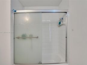 3790 N Jog Rd 206, West Palm Beach FL 33411