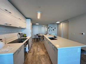 650 NE 32nd St 3005, Miami FL 33137