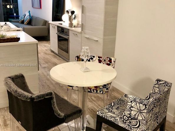 650 NE 32nd St 3005, Miami FL 33137