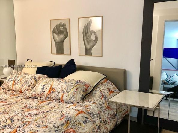 650 NE 32nd St 3005, Miami FL 33137