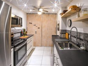 4330 Hillcrest Dr 804, Hollywood FL 33021