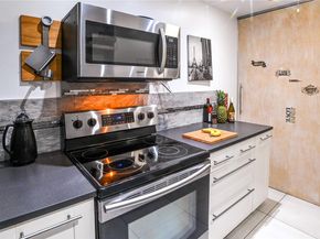 4330 Hillcrest Dr 804, Hollywood FL 33021