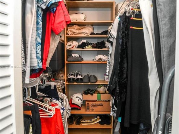 4330 Hillcrest Dr 804, Hollywood FL 33021